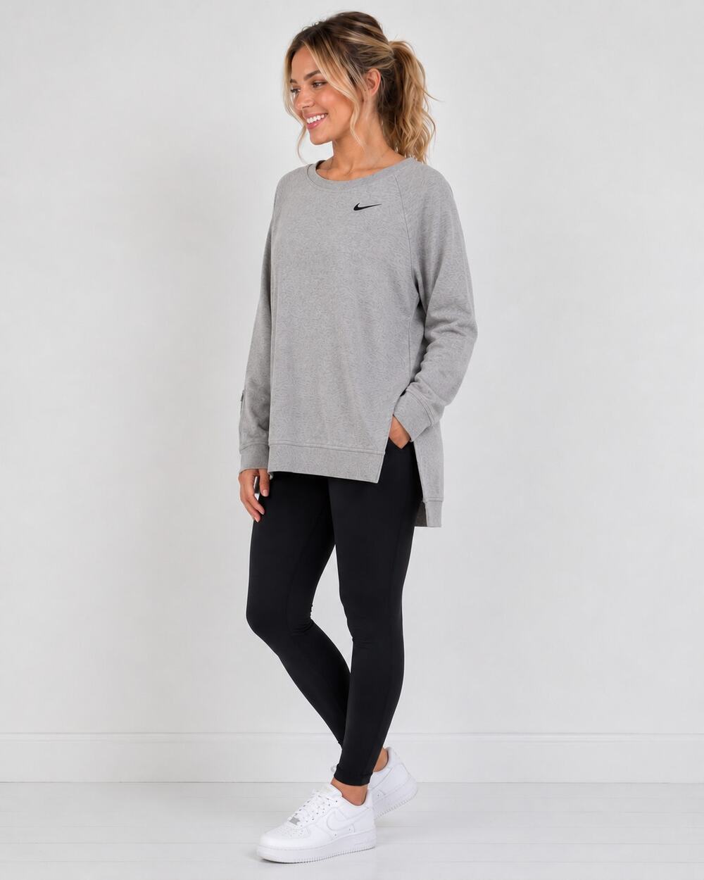 Nike Dri Fit Split Hem Long Sleeve Crewneck Sweatshirt Gray Womens XL Pullover